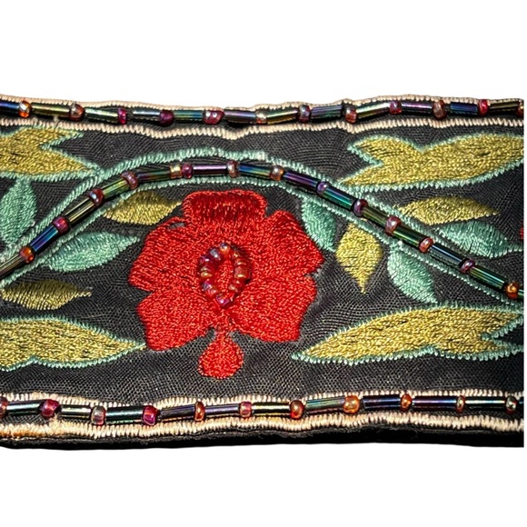 Streets Ahead Anthro Vintage-Inspired Embroidered Leather and Fabric Belt - Picture 6 of 16